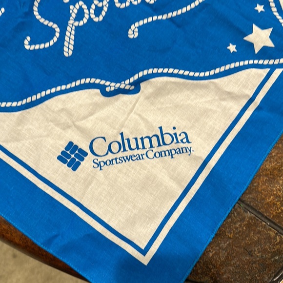 Columbia Sportswear Bandana/Scarf - Picture 2 of 5